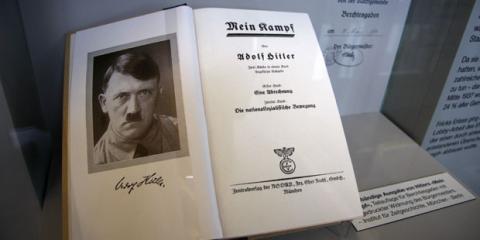 Bild von Hitlers Mein Kampf
